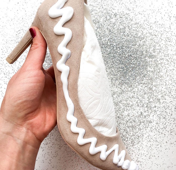 DIY Personalización de tacones con purpurina plateada : Paso 1 DIY Personalización de tacones con purpurina plateada : Paso 1