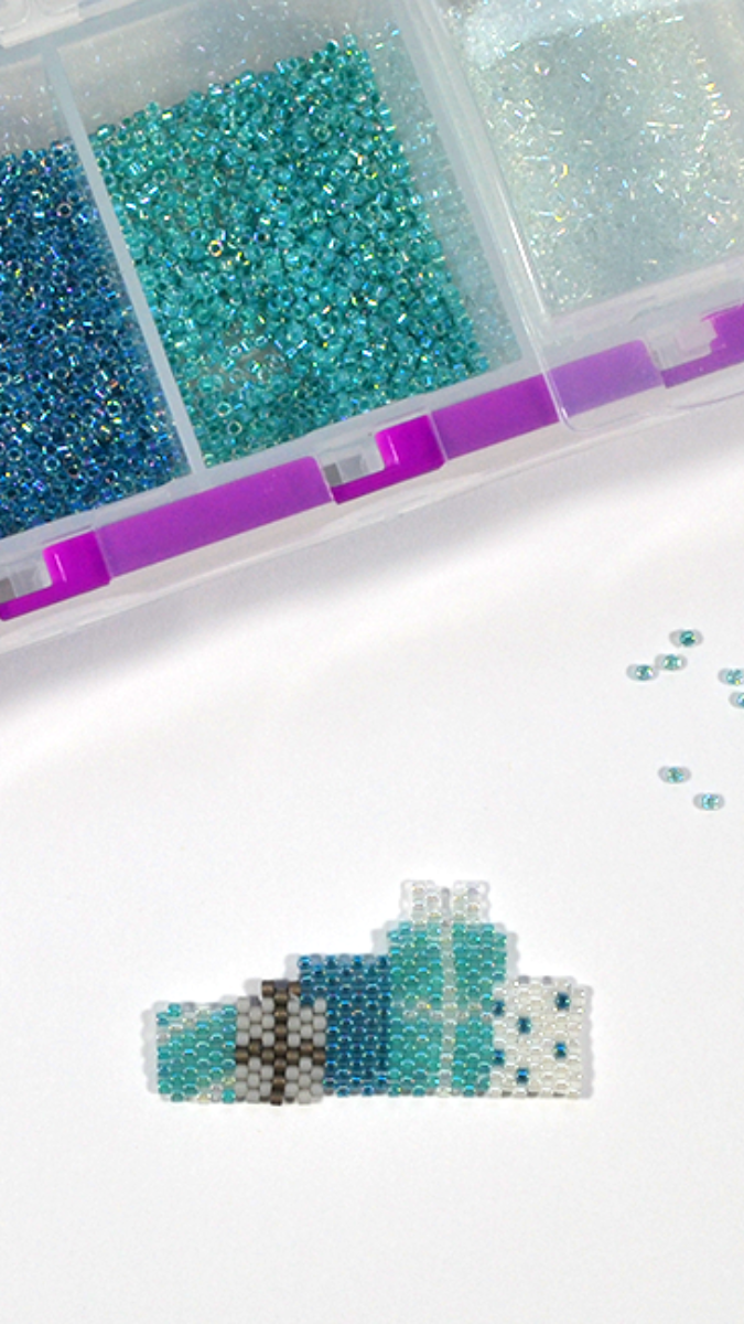 Esquema paquetes de regalo bonitos razón por tejer la puntada de ladrillo con Miyuki rebordea ambiente congelado invierno