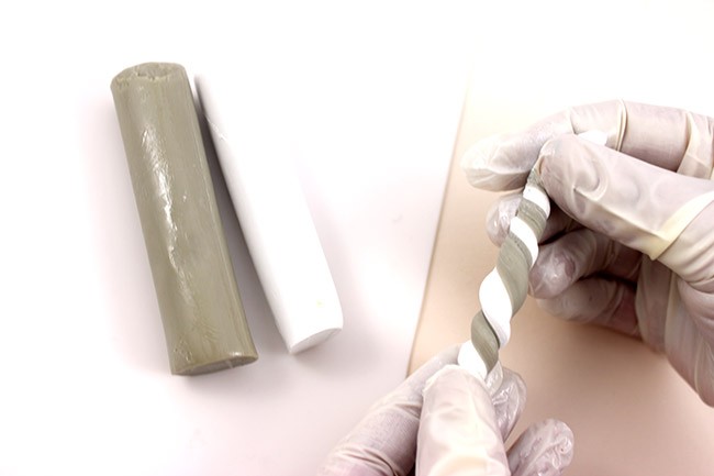 Pechera y pendientes de Fimo color flamenco con cowries : Paso 13 Pechera y pendientes de Fimo color flamenco con cowries : Paso 13