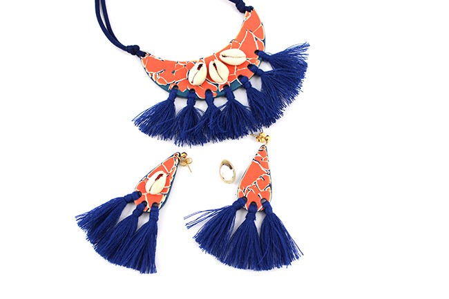 Pechera y pendientes de Fimo color flamenco con cowries : Paso 14 Pechera y pendientes de Fimo color flamenco con cowries : Paso 14