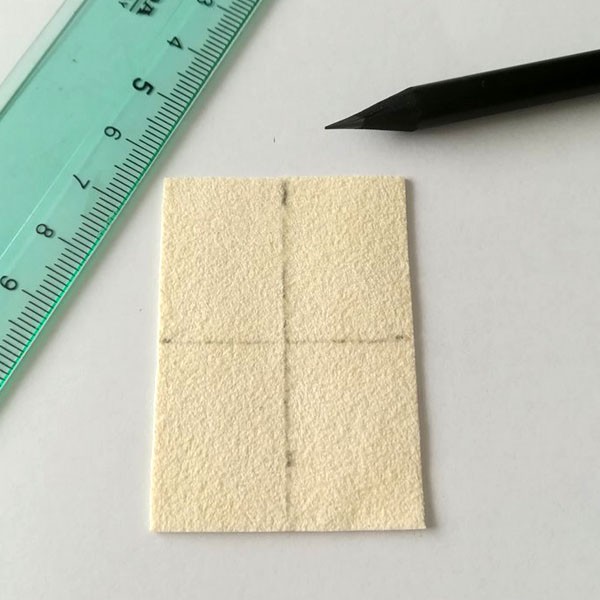 Pendientes de cabujón azul majestuoso, ranúnculo y lima de PureCrystal : Paso 4 Pendientes de cabujón azul majestuoso, ranúnculo y lima de PureCrystal : Paso 4