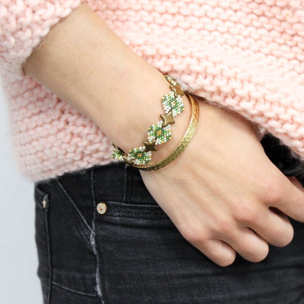 Esquema Pulsera Miyuki de punto de ladrillo y cuentas de estrellas