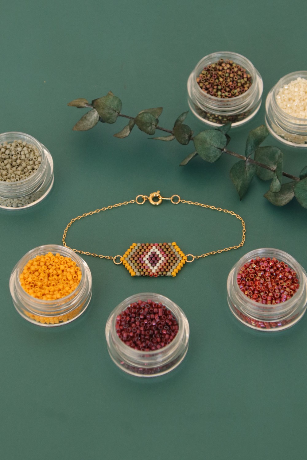 Esquema Pulsera Brick Stitch diamante oro burdeos Esquema Pulsera Brick Stitch diamante oro burdeos